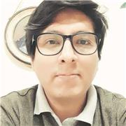 Profesor de lengua imparte clases de literatura a todos